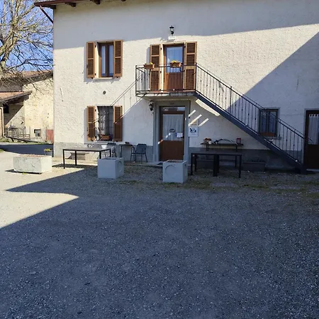 Da Gisella - Podere Barzia Bed and Breakfast